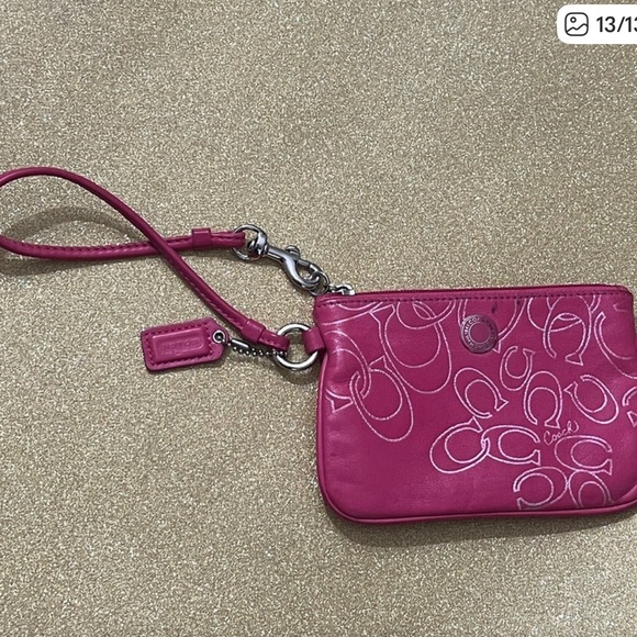 Coach Pink Leather Logo Wristlet Wallet Satin Lined - Picture 13 of 13